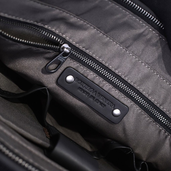 ボッテガヴェネタバッグ全体デザイン